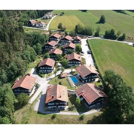 With 3 Bedrooms Freudensee