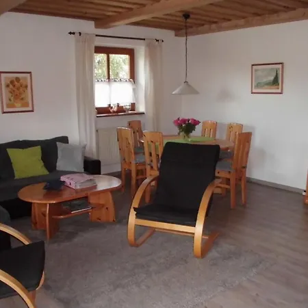 With 3 Bedrooms Ferienhaus *